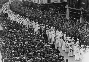 Women's Suffragettes Gallery: Davisons Funeral
