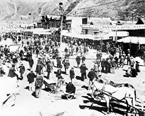 Unpaved Road Prints: Dawson During the Klondike Gold Rush