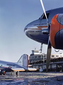 DC-3 Aircraft At LaGuardia