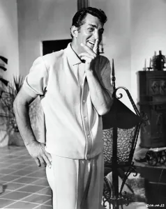 Lac0031 Prints: Dean Martin In Murderers Row
