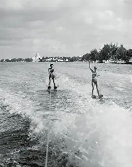 Debbie Reynolds and Husband Water-Skiing