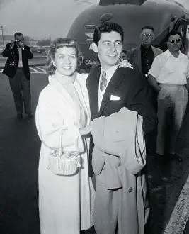 Debbie Reynolds Meeting Eddie Fisher at Airport