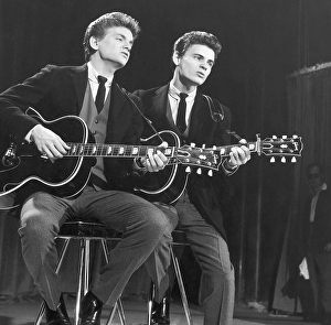 ★THE EVERLY BROTHERS / エヴァリー・ブラザース★ Amazon.co.jp: エヴァリー・ブラザーズ: ミュージック