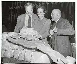 Delegation Prints: Delegates Reviewing French Petition