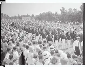 Saluting Prints: Delegation Of Italian Fascists Parading
