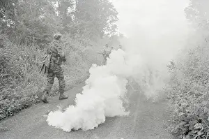 Special Forces Prints: Delta Rangers Use Smoke To Identify Loca