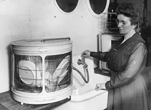 Sink Prints: Demonstration of Early Dishwashing Machine