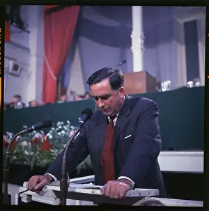 Dennis Healy Addressing Delegates