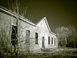 Images Dated 7th May 2011: Derelict Buildings