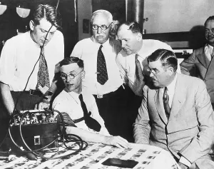 Walsh Prints: Detectives Administering Lie Detecting Test to Ivan Grilec
