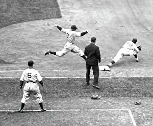 Catching Prints: Detroit Tigers Play the Chicago Cubs in World Series