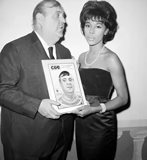 Diahann Carroll Presents Zero Mostel with Award