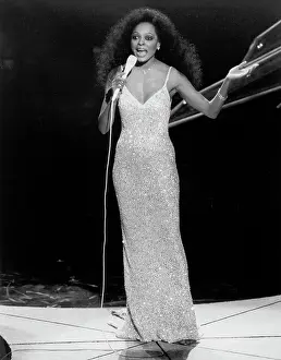 A Timeless Gallery of Motown’s Most Legendary Girl Group: Diana Ross