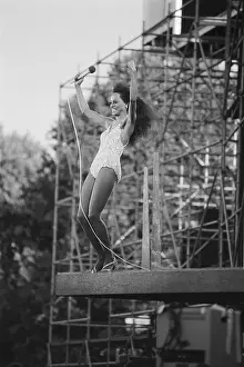 Performing Prints: Diana Ross in Concert