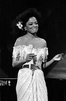 Diana Ross Performing