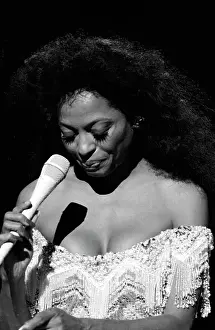 Diana Ross Performing