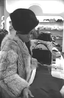 Diana Ross Shopping
