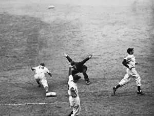 Art Passarella Prints: DiMaggio Reaching First Base