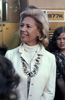 7 12 17 Shore Prints: Dinah Shore Breaking Ground