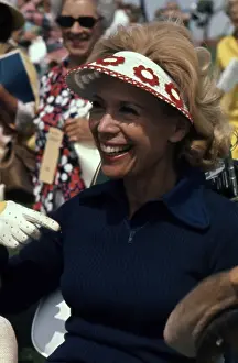 7 12 17 Shore Prints: Dinah Shore Playing Golf