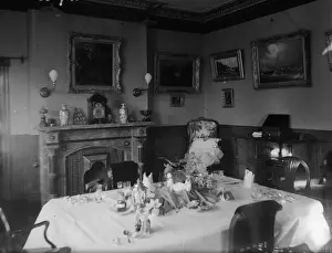 1 4 H Fur Inte 1900 1919 Prints: Dining Room