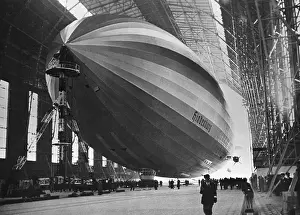 Huge Prints: Dirigible Hindenburg In Frankfurt
