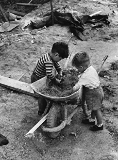 Wheelbarrow Prints: Dirty Wheelbarrow