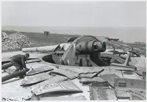 Heligoland Prints: Dismantling of Armament