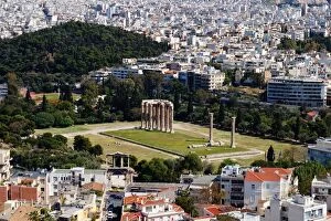 Images Dated 10th April 2016: Distant view, Temple of Olypian Zeus and surroundings of Athens, Greece