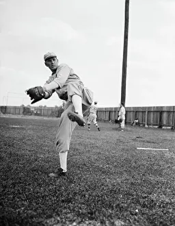 Pitching Prints: Dizzy Dean Pitching At Training Camp