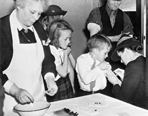Vaccination Prints: Doctor Vaccinating Children for Smallpox