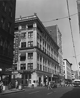 Diry 17251 Prints: Doctor's Building