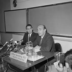 Doctors Speaking At Conference