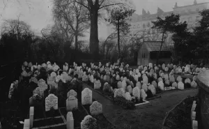 January 1909 Prints: Dog Cemetery