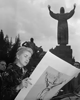 Dolores Hart Sketching a Statue