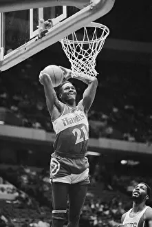 Dominique Wilkins Slam Dunking