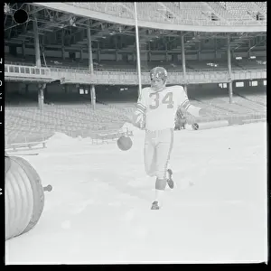 Wisconsin Prints: Don Chandler on the Field