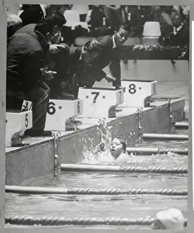 Donna De Verona Swimming Olympic 100-meter Butter Fly