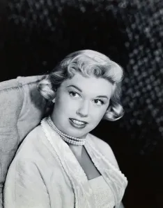 Choker Prints: Doris Day