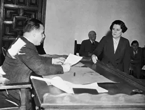 Santa Barbara Prints: Dorothea Livermore Being Arraigned in Court