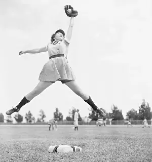 Dorothy Harrell Catching a Ball