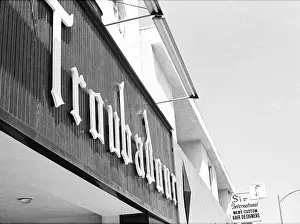 94174688 Troub Prints: Doug Weston's Troubadour