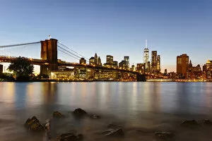 Images Dated 11th October 2015: Downtown, Manhattan and Brooklyn bridge at night