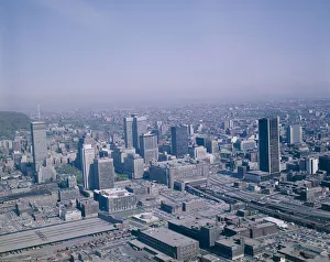 Images Dated 2nd January 2013: Downtown Montreal