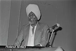 Huty24943 Prints: Dr Lonnie Smith