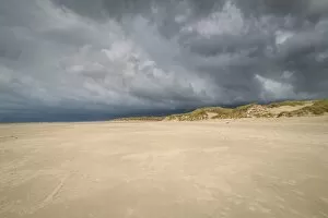 Images Dated 31st August 2014: Dramatic storm clouds over beach and dunes, Henne Strand, Region of Southern Denmark, Denmark