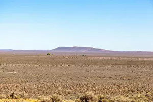 Images Dated 2nd November 2012: The dry and arid landscape of the Karoo in the Northern Cape South Africa