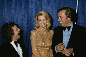 Huty33555 Prints: Dudley Moore, Angie Dickinson And David Frost Attend American Movie Awards