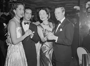 Wallis Prints: Duke and Duchess of Windsor at Dance