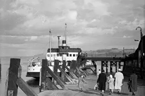 Landscape Female Back Prints: Dundee Ferry